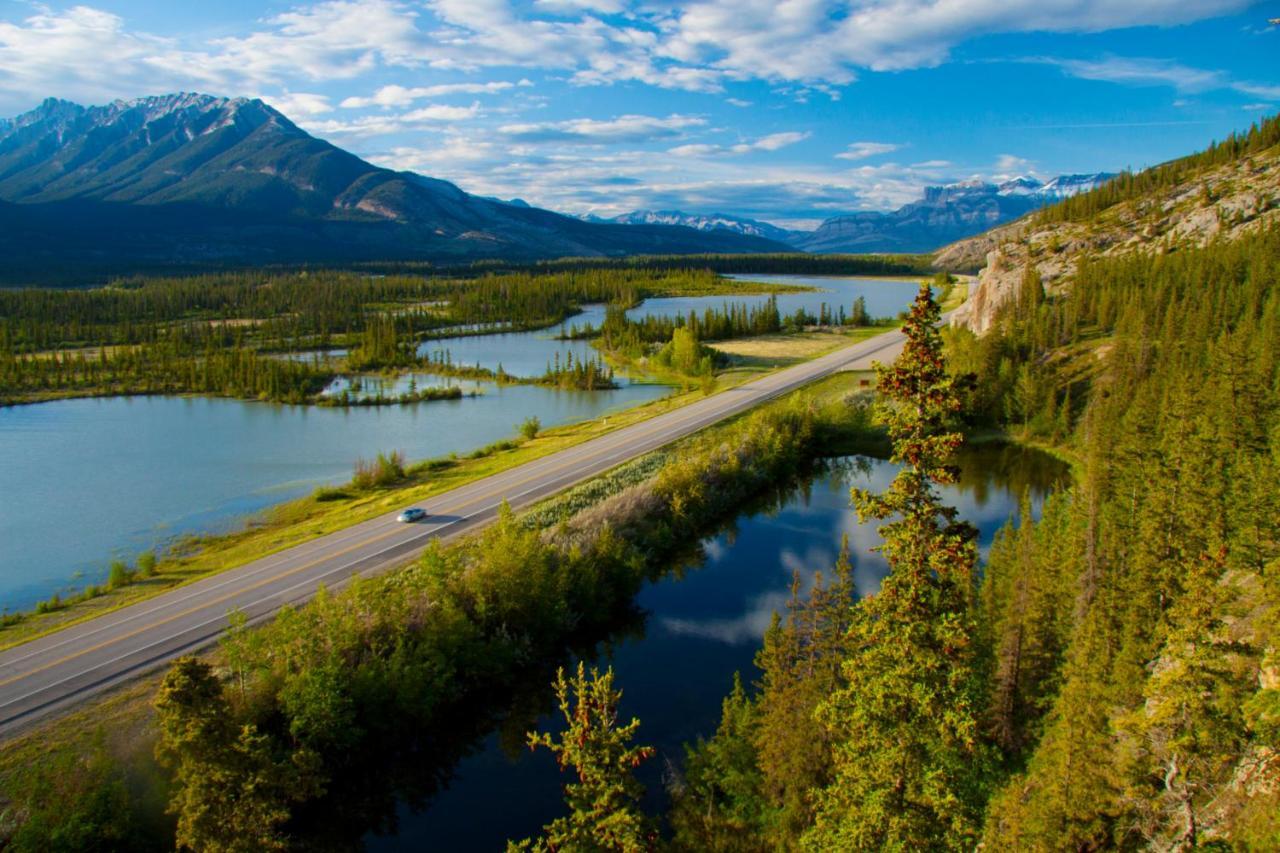 Overlander Mountain Lodge Jasper Eksteriør billede